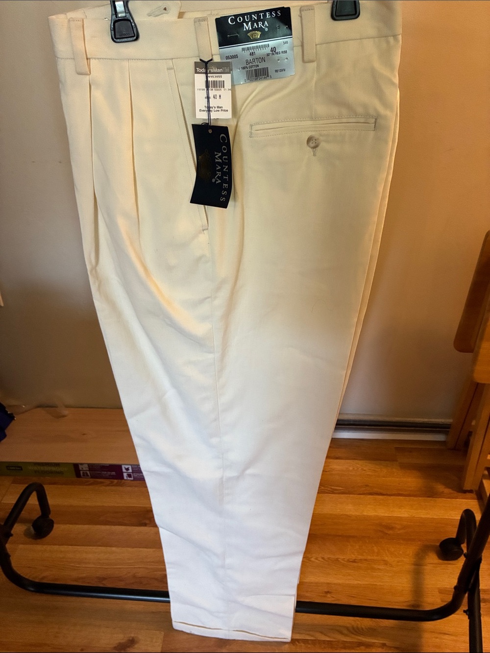 Men’s Vintage Countess Mara Cream Pleated Dress Pants